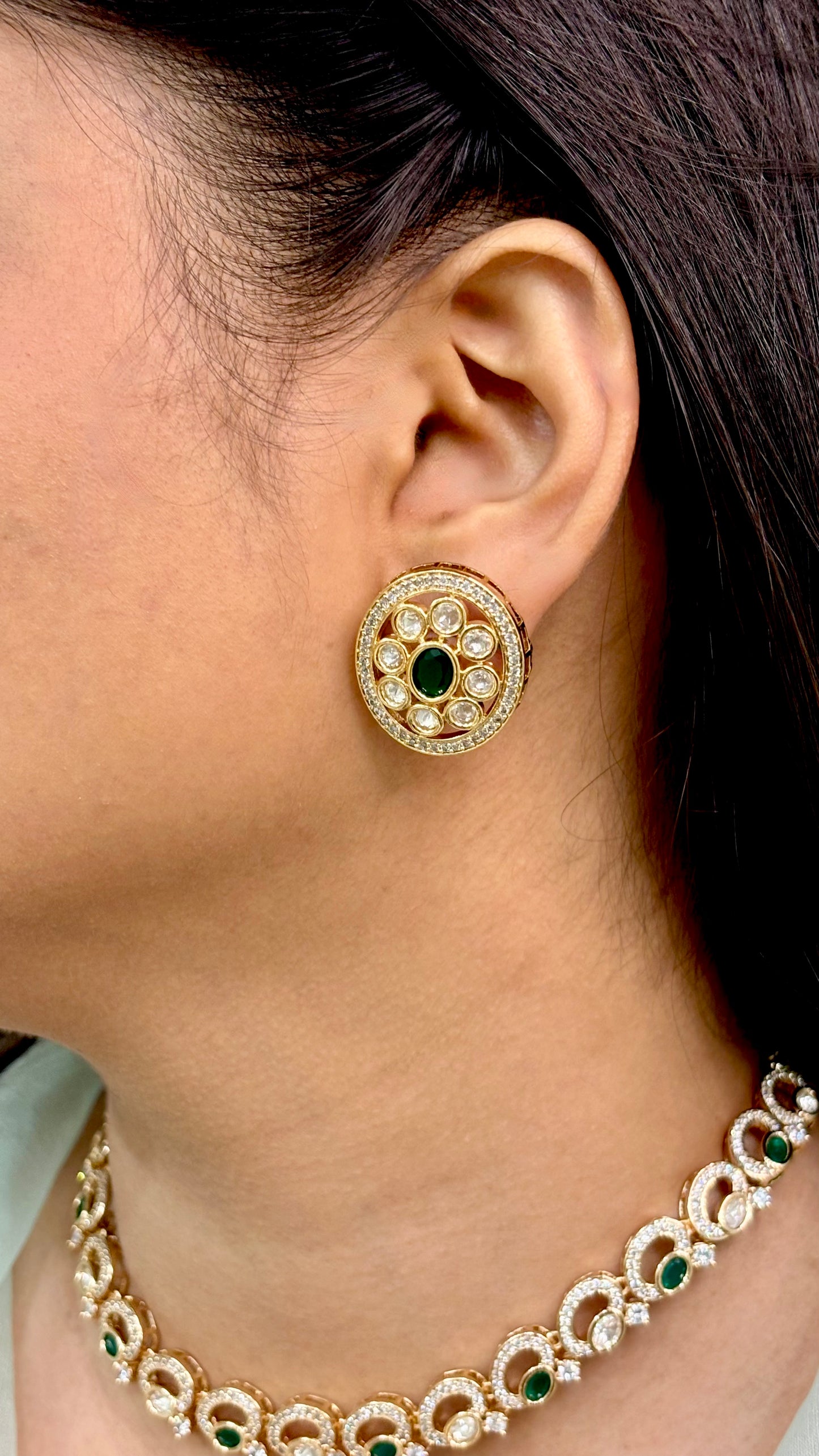 Delicate Emerald Charm Kundan Choker Set