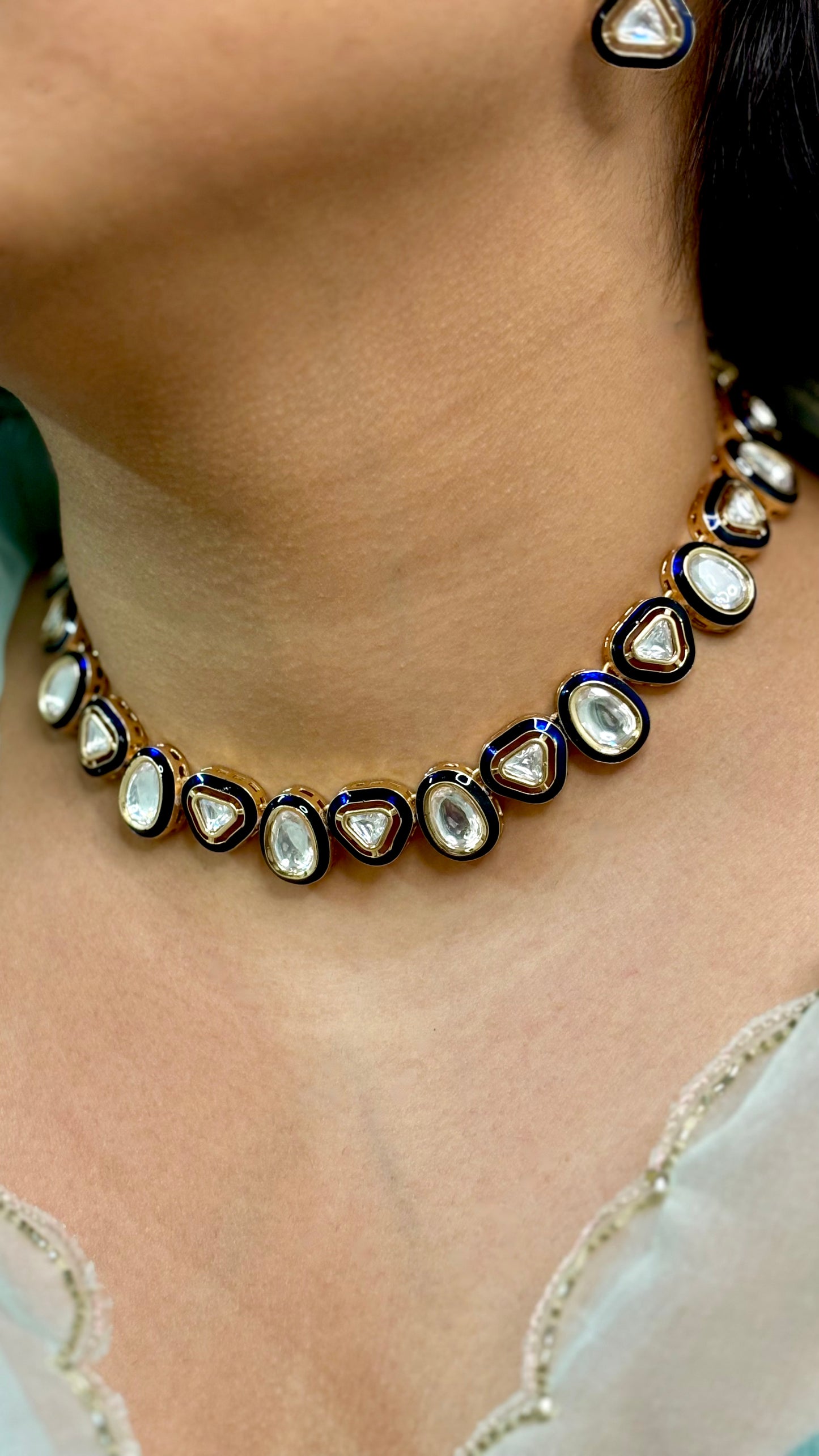 Minimalist Blue Polki Choker Set