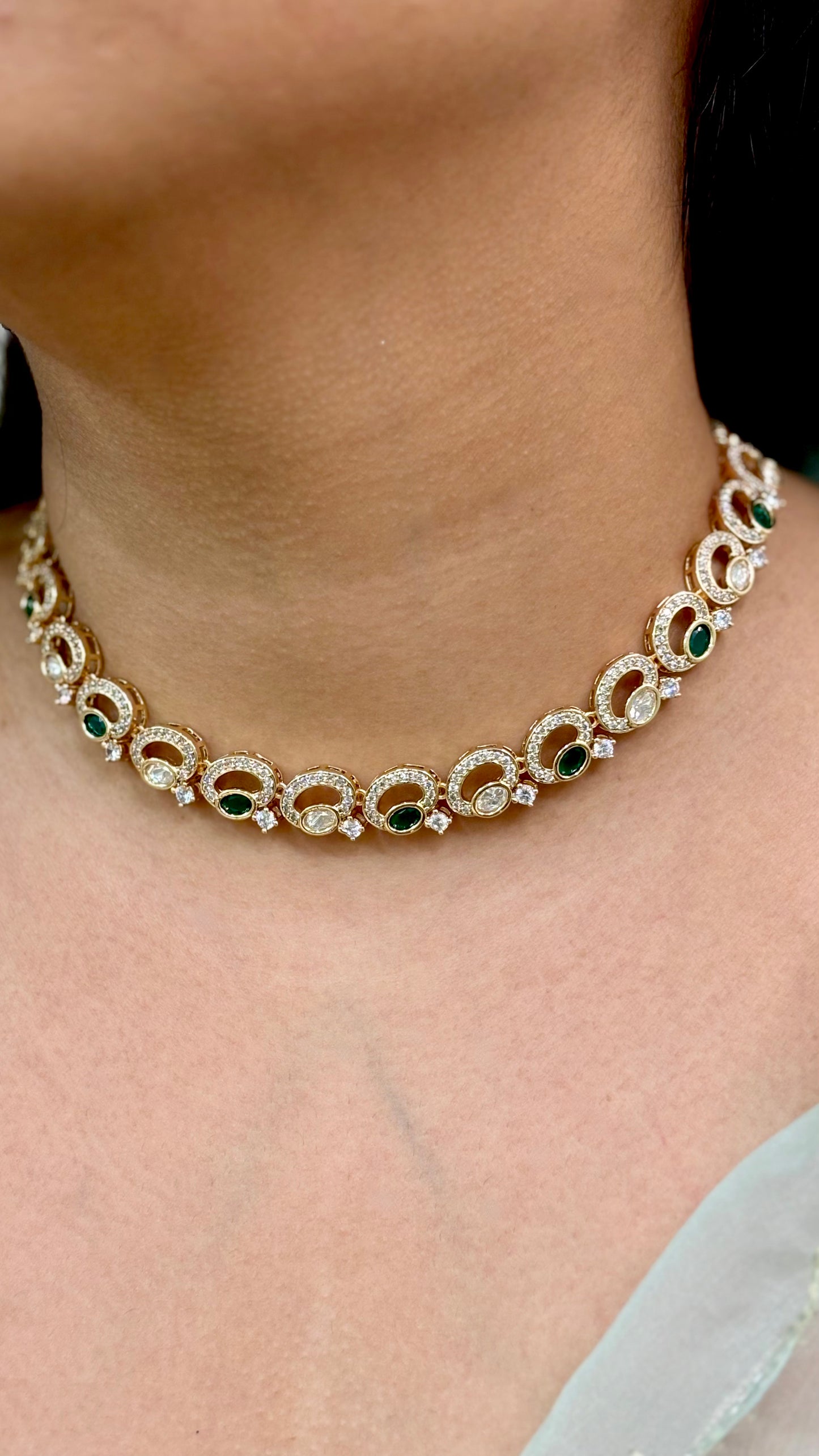 Delicate Emerald Charm Kundan Choker Set