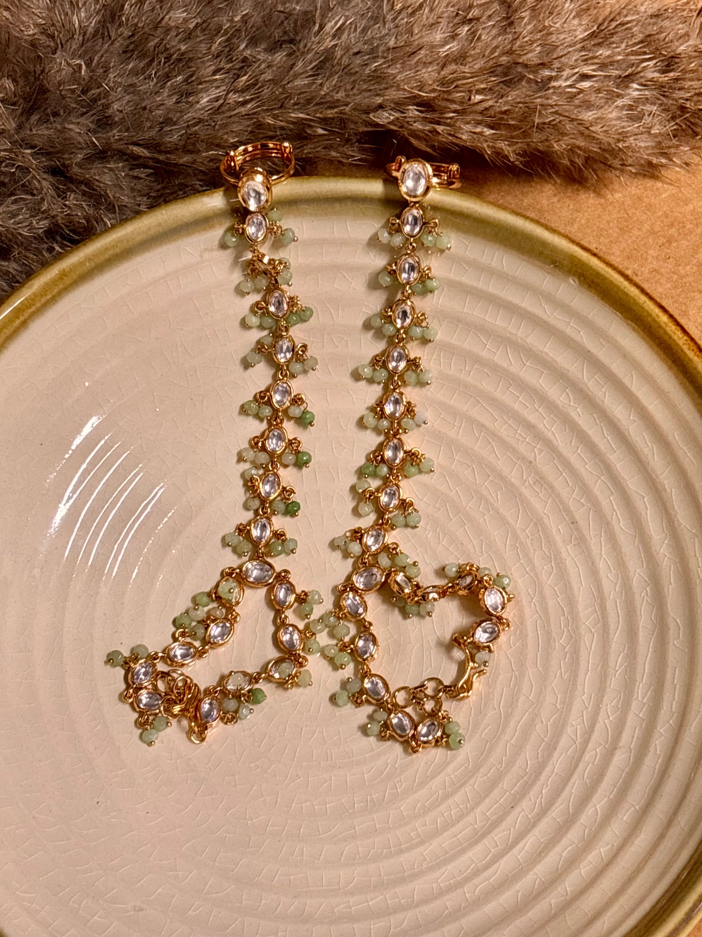 Floral Fantasy Kundan Haathphool