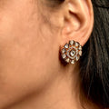 Ruhani plain kundan studs