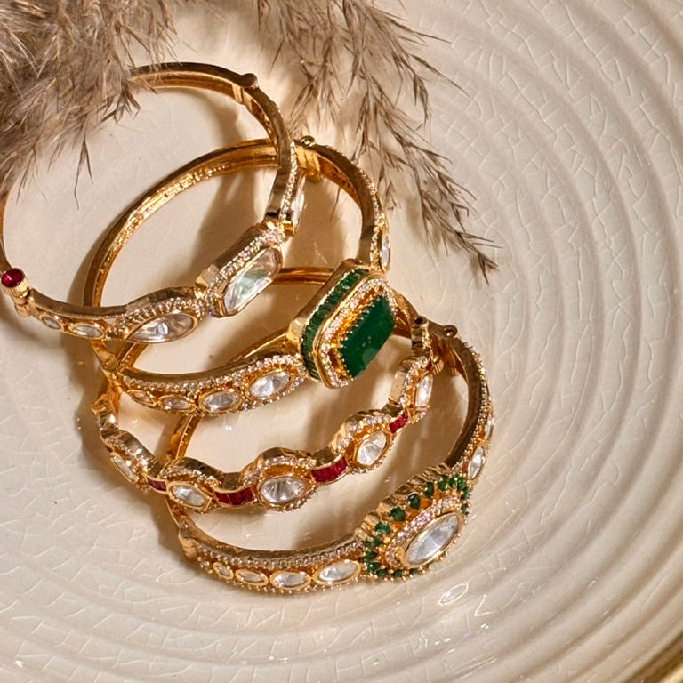 Nawabi Classic Kundan Kada