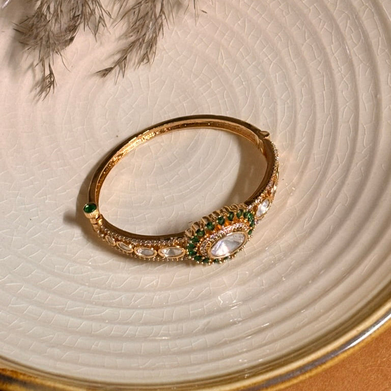 Nawabi Classic Kundan Kada