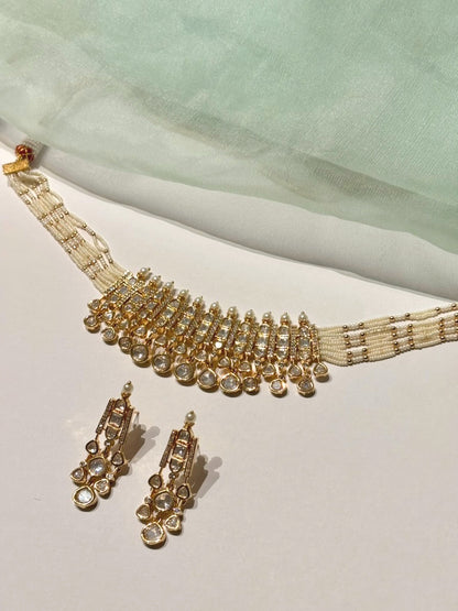 Ruhani Kundan Pearl Choker