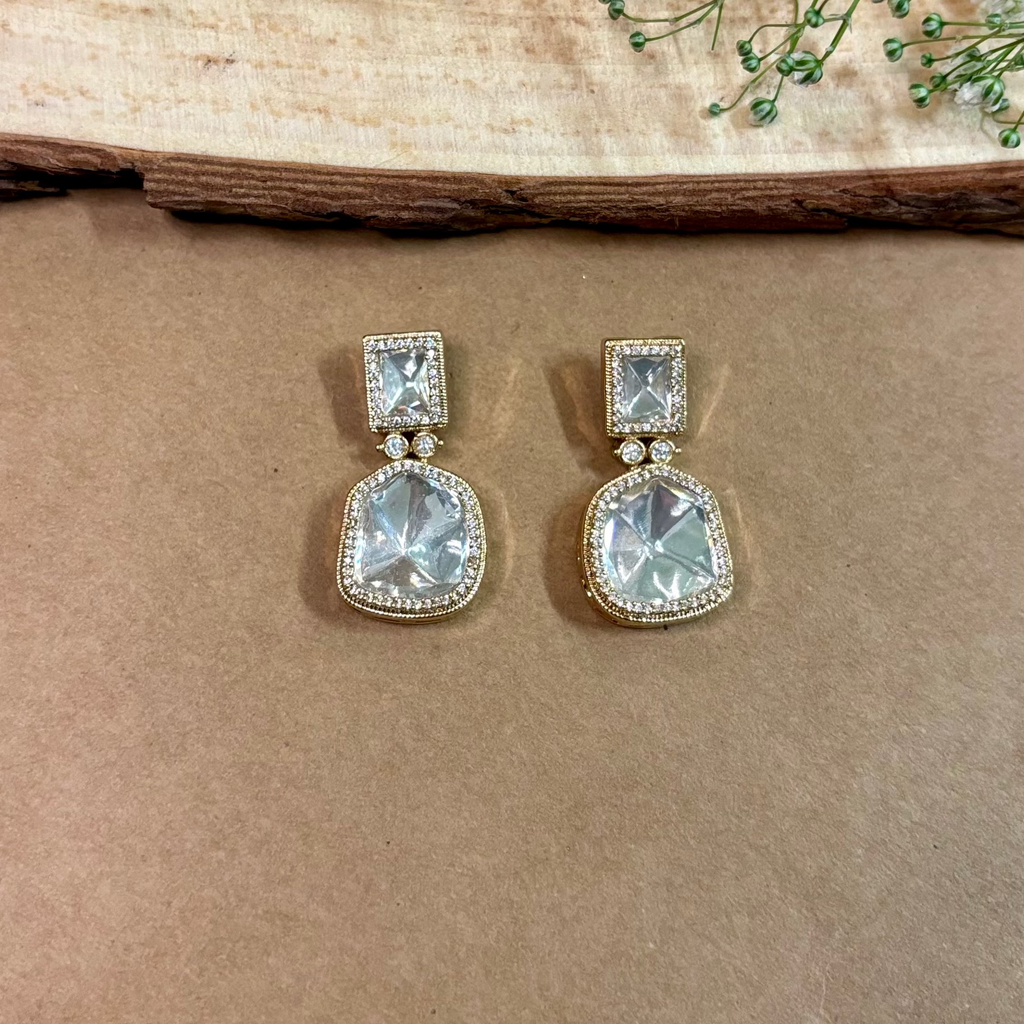 Minimalist Plain Kundan & Polki Studs