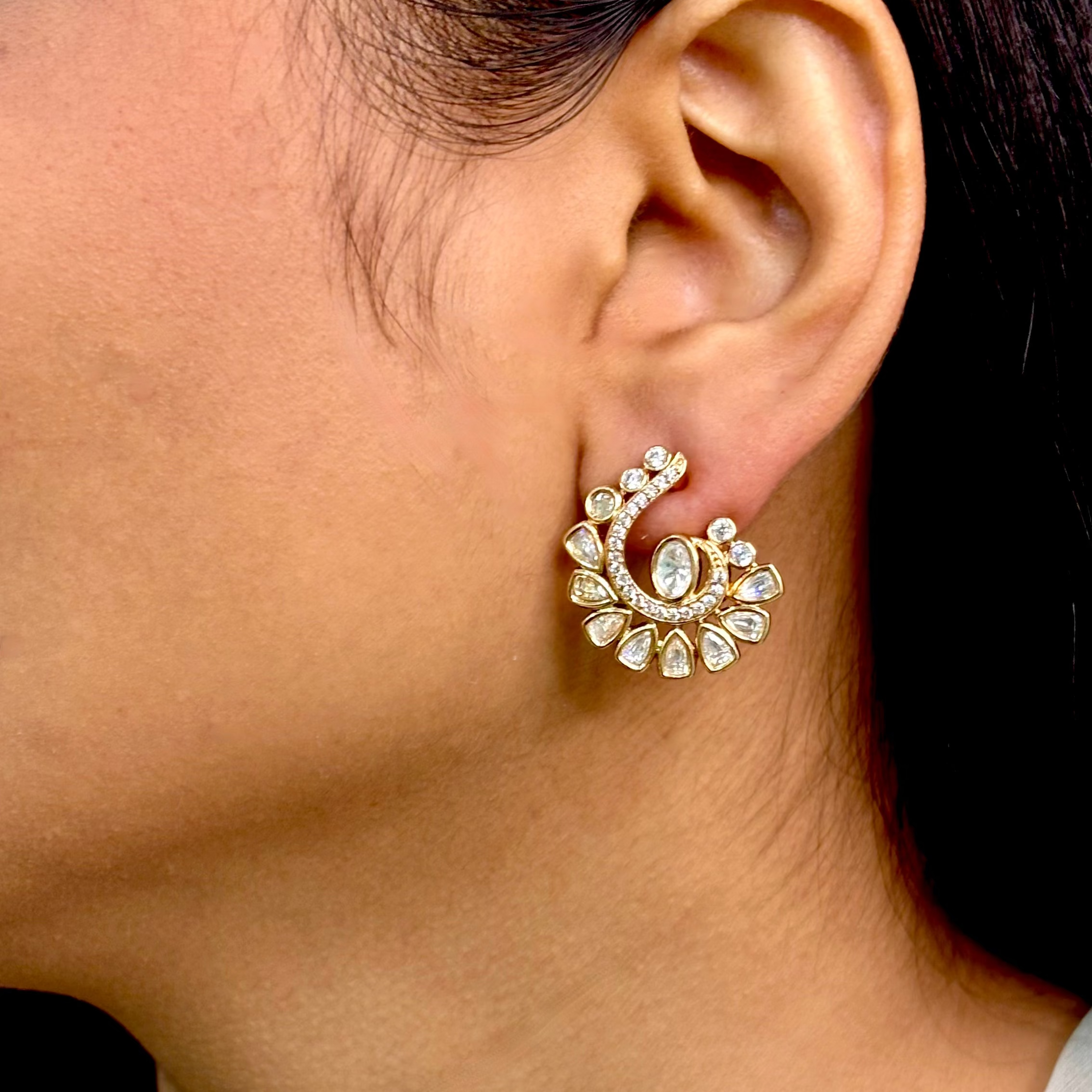 Minimalist Plain Polki Earring