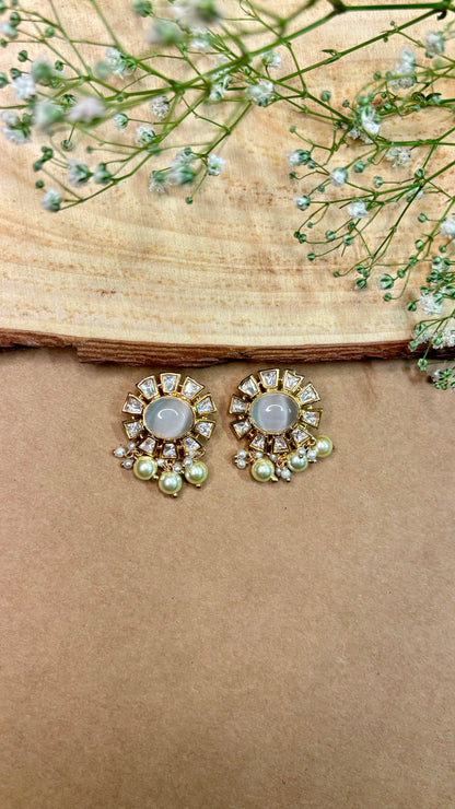 Luminous Pearl & Kundan Studs