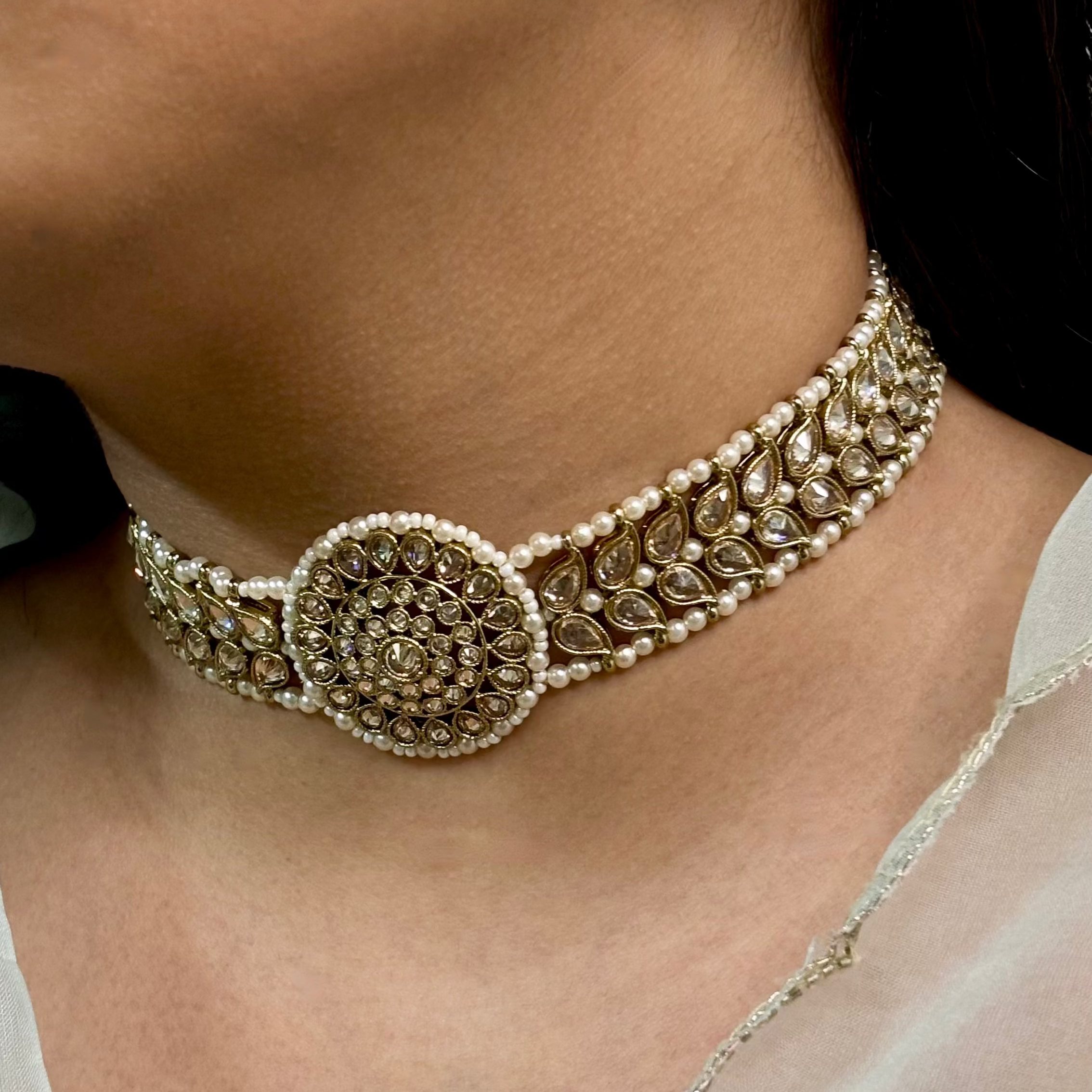 Timeless Beige & Kundan Choker Set with White Beads