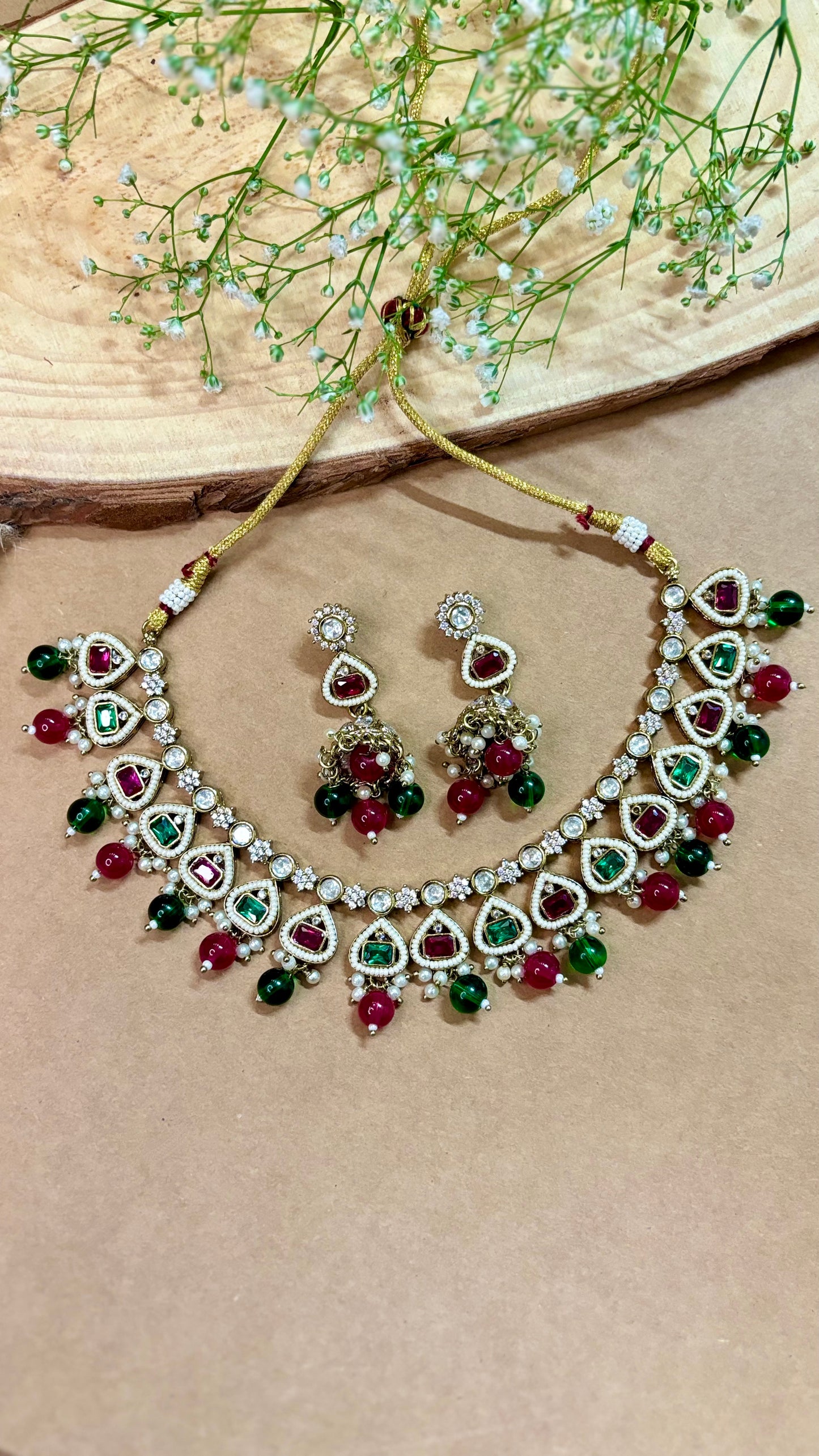 Elegant Multi-Hue Kundan Choker