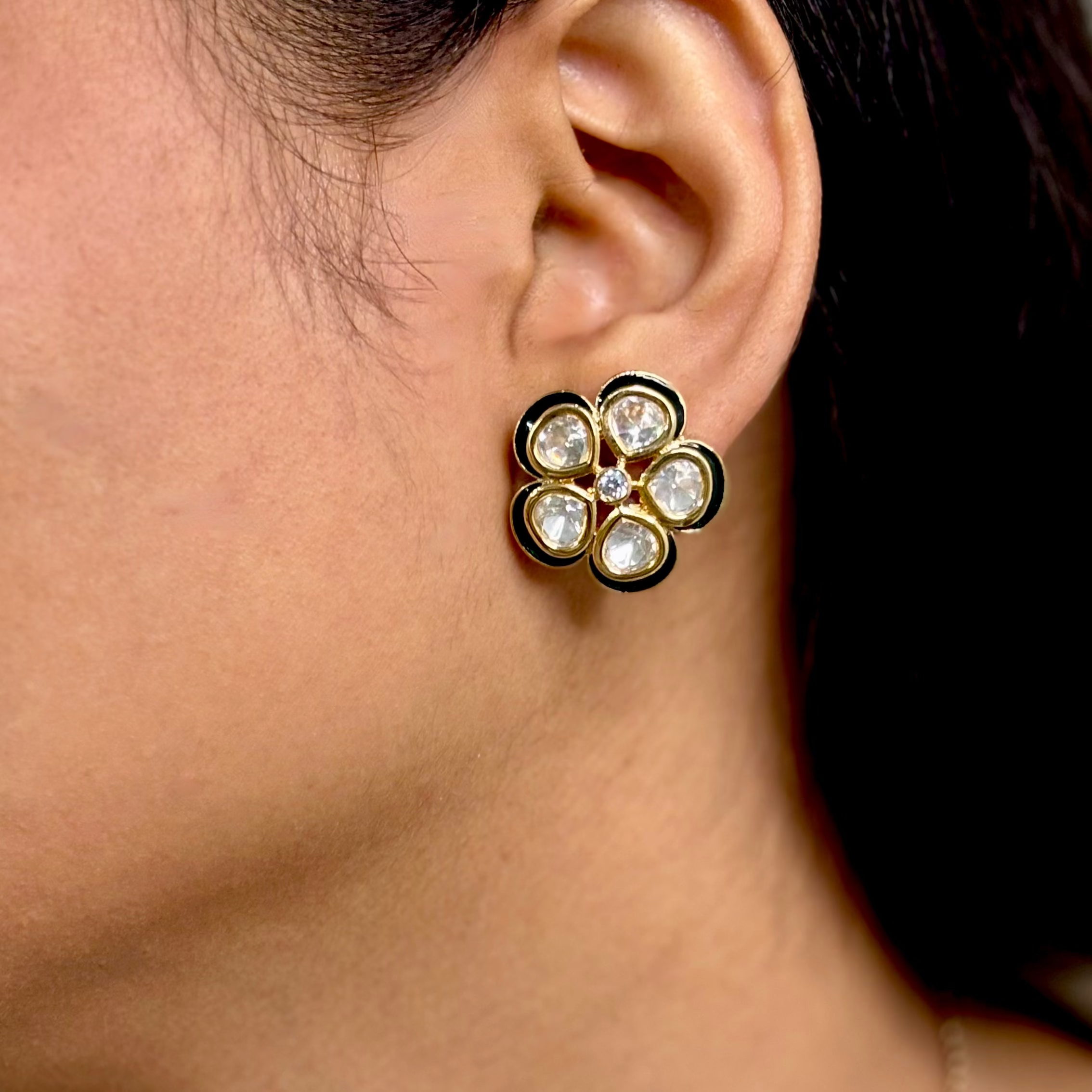 Minimalist Emerald Kundan & Polki Choker Set