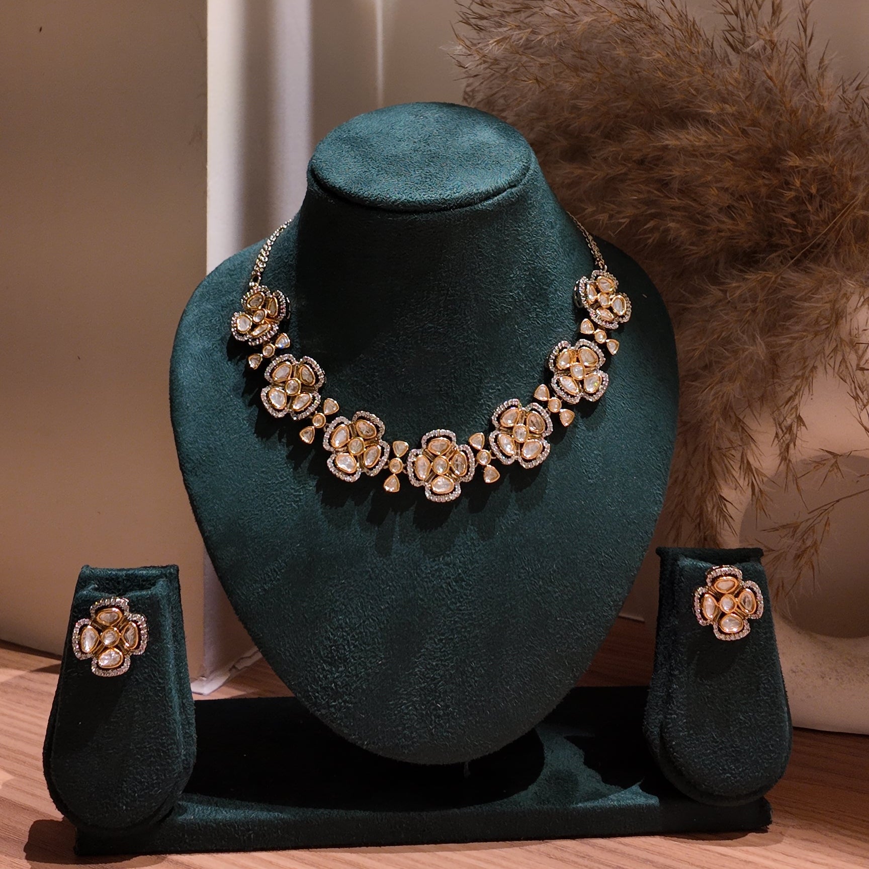Floral Uncut Polki Necklace Set