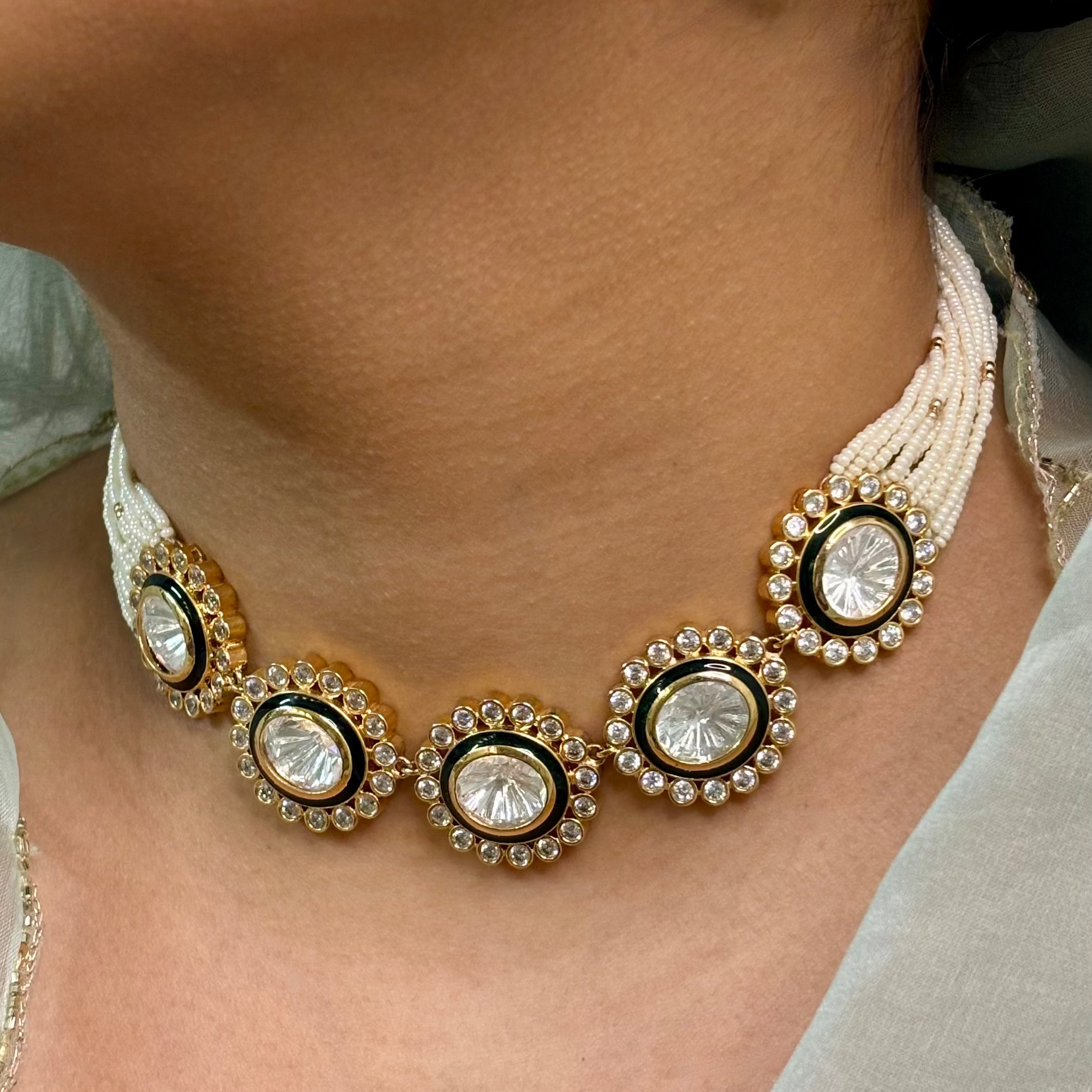 Modern Emerald Polki & Pearls Choker Set