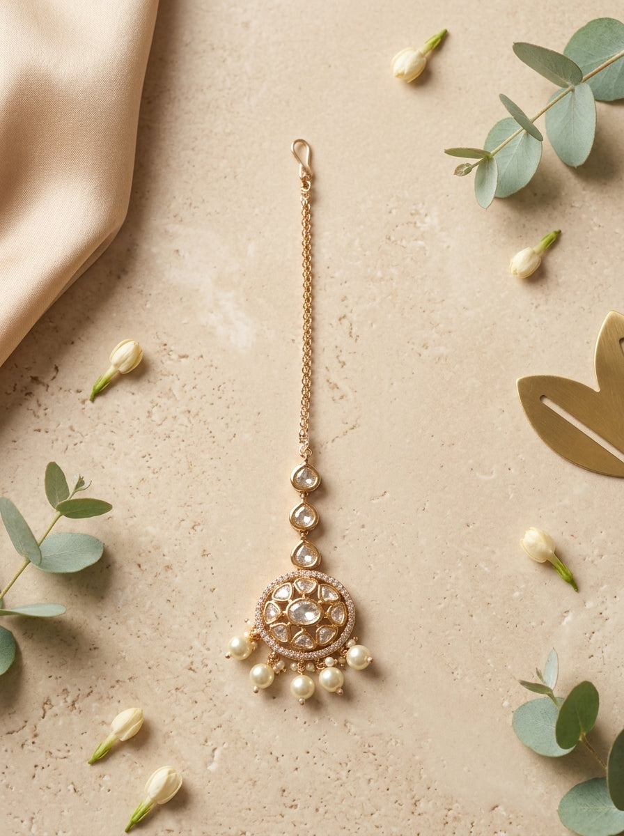 Delicate Charm Polki & Kundan Maang Tikka