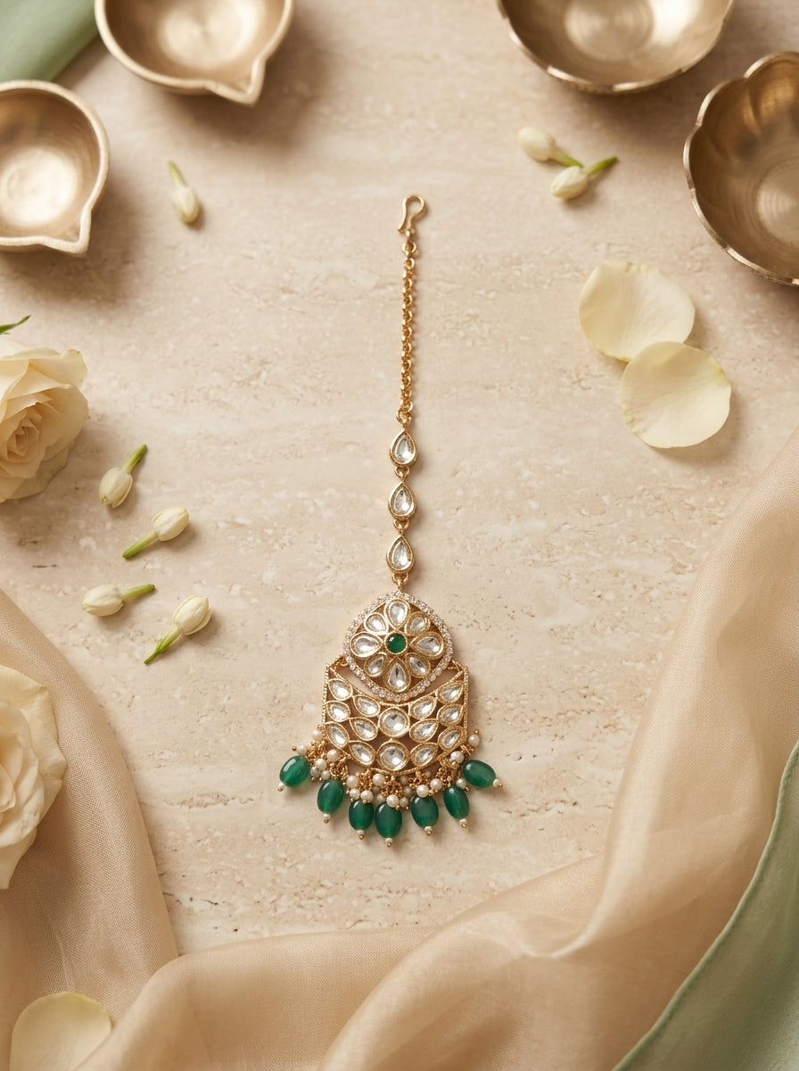 Emerald Majesty Kundan Maang Tikka